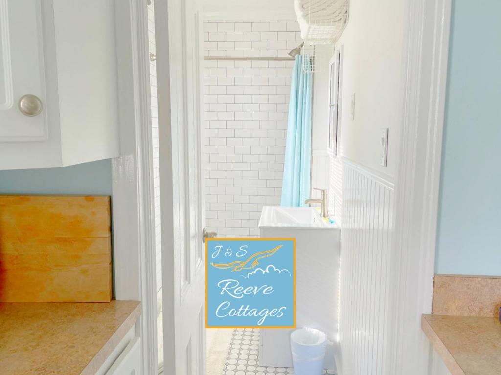 Premier Waterfront Cottage 2 リバーヘッド エクステリア 写真
