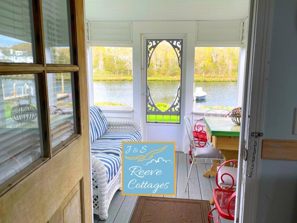 Premier Waterfront Cottage 2 リバーヘッド エクステリア 写真