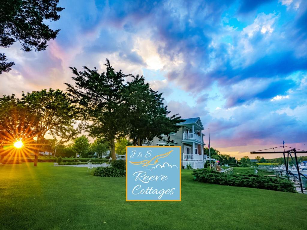 Premier Waterfront Cottage 2 リバーヘッド エクステリア 写真