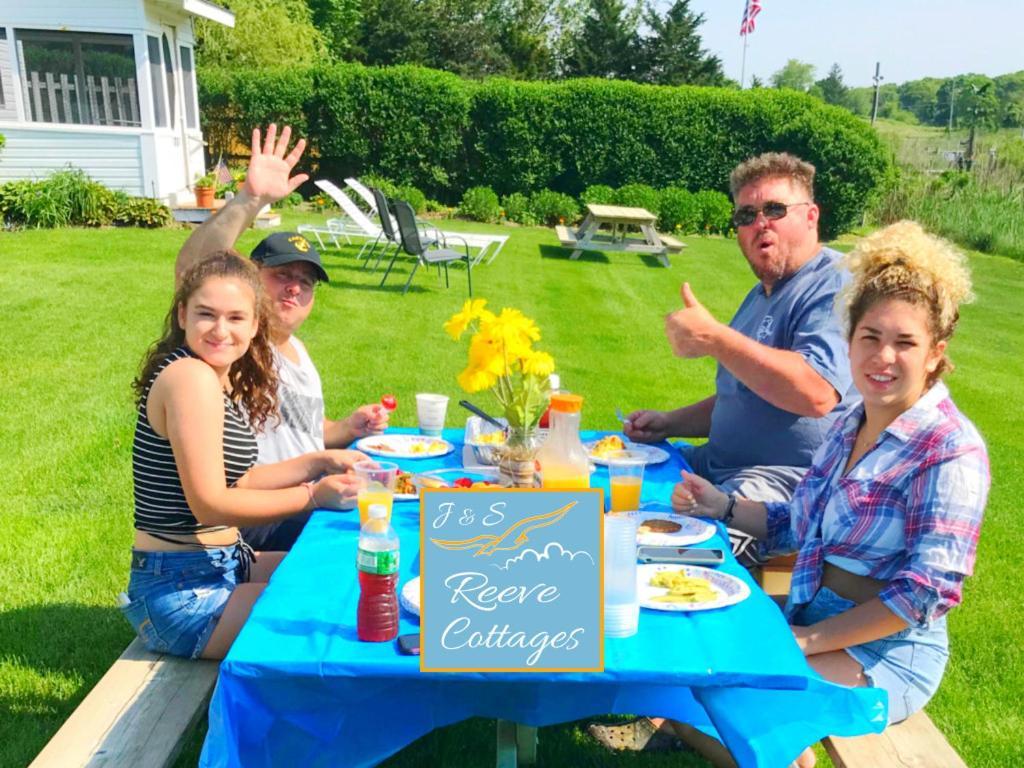 Premier Waterfront Cottage 2 リバーヘッド エクステリア 写真