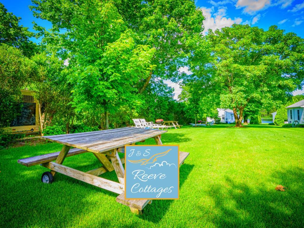 Premier Waterfront Cottage 2 リバーヘッド エクステリア 写真