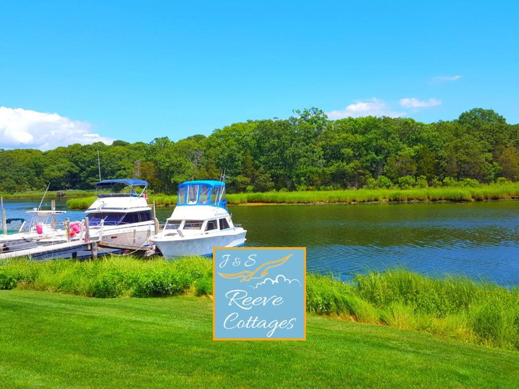 Premier Waterfront Cottage 2 リバーヘッド エクステリア 写真